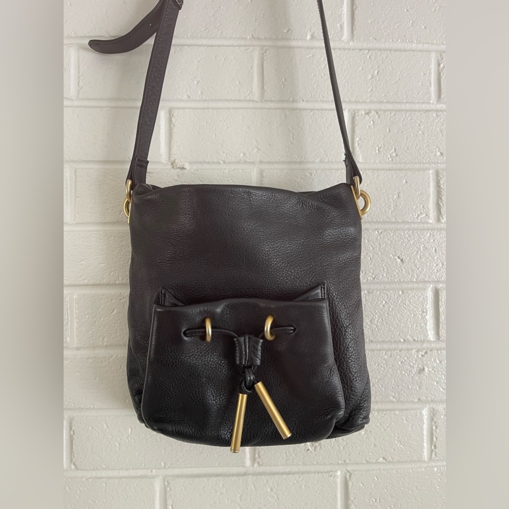 Leather crossbody bag Americana by Sherif. Black in excellent used condition.EUC